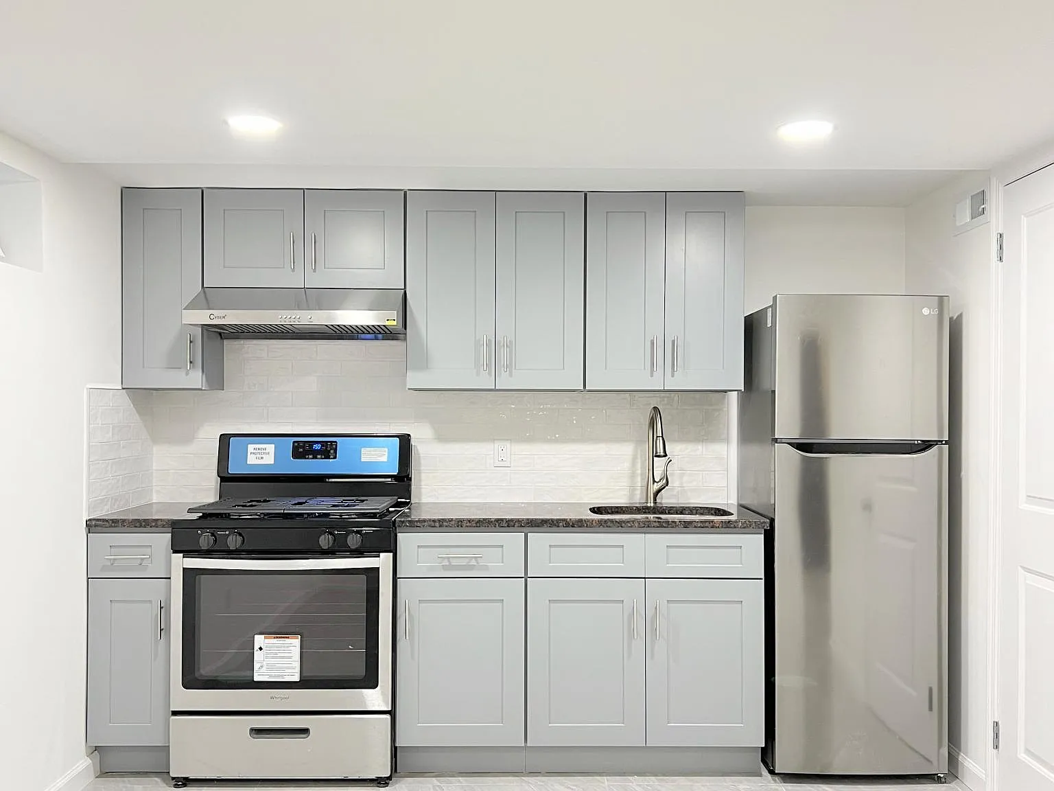 1 bed, 500 sqft, $1,300 — Photo 1