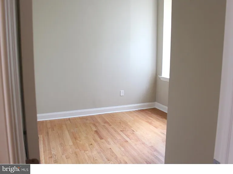 408 S 9th St #3F — Photo 17