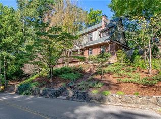 28 Caledonia Rd, Asheville, NC 28803