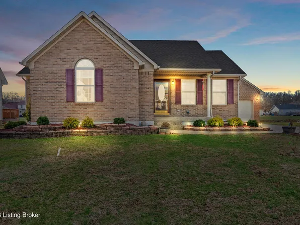 271 Clear Lake Dr, Shepherdsville, KY 40165