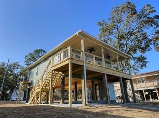8716 W Simmons Bayou Dr, Ocean Springs, MS 39564
