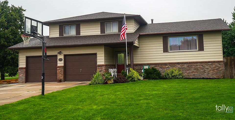 1st image of 1708 Lariat Ln