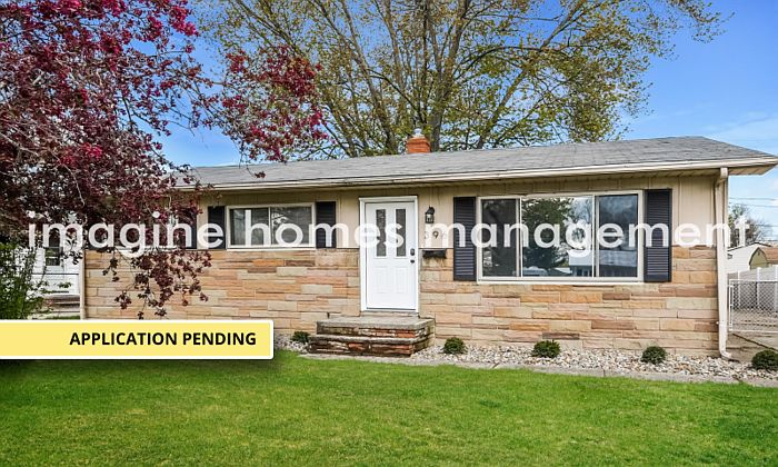 1st image of 396 Sterling Cir