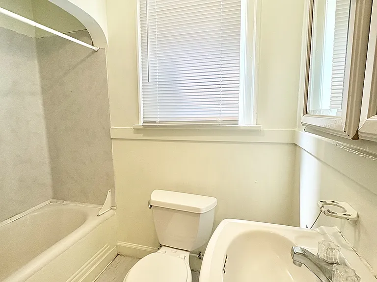 928 Pacific Ave #5 — Photo 12