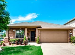 530 Hackberry Dr, Fate, TX 75087