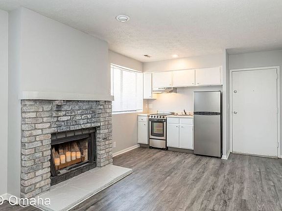 5th image of 6709 S 73rd Cir #9