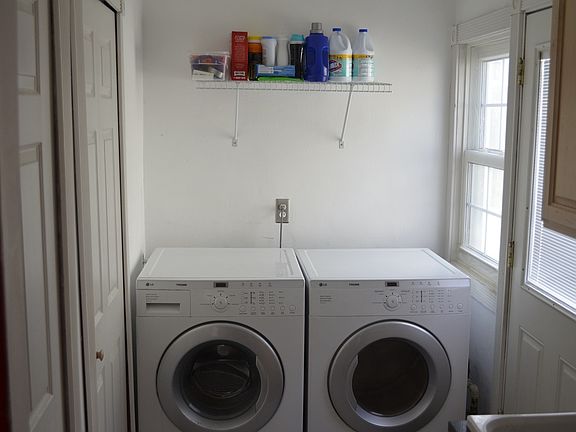 5th image of 7022 Beresford Ave