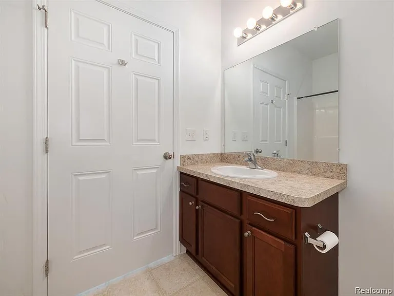 964 W Summerfield Glen Cir #17 — Photo 20