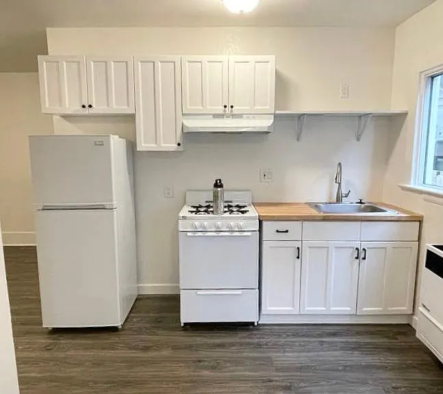 20 Brooks Ave #101 — Photo 6