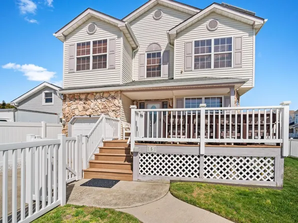 5 Collette Cir, Brigantine, NJ 08203