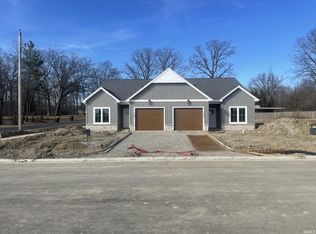 1016 Emilee Ct, Fort Wayne, IN 46825