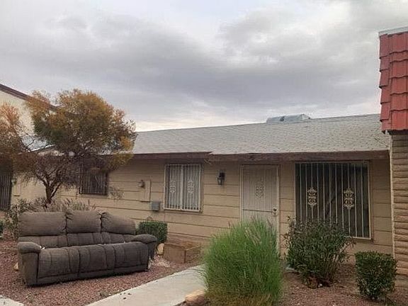 2nd image of 3975 Torsby Pl