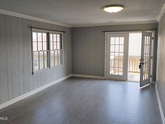 3rd image of 15 N Fisher St #B