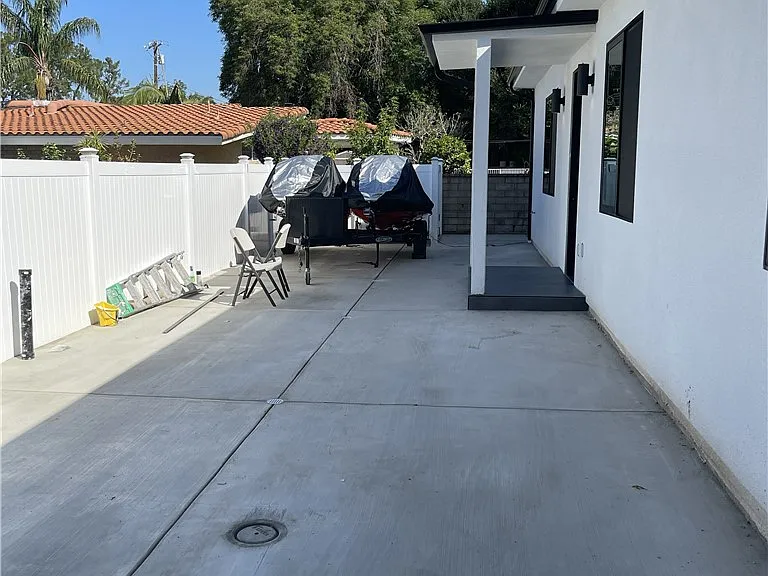 9626 Stonehurst Ave — Photo 27