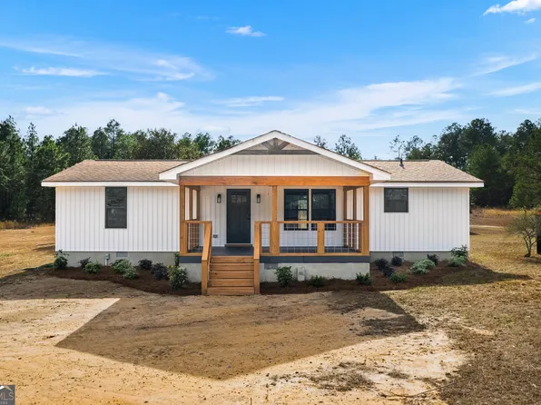 5393 Rogers Rd, Lizella, GA 31052