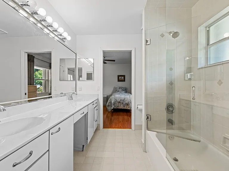 15495 Rolling Meadows Cir — Photo 33