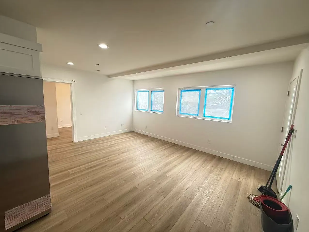 4 bed, $4,200 — Photo 4