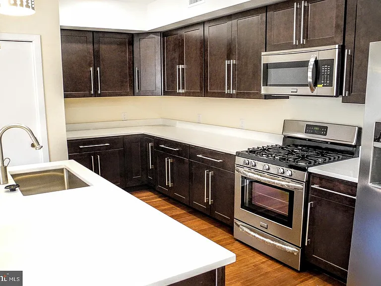 934 S 5th St #B2 — Photo 5