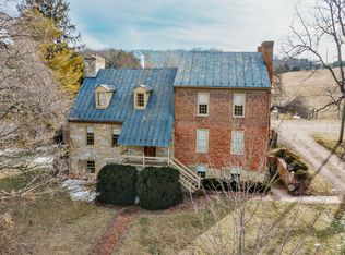 2645 Sterrett Rd, Raphine, VA 24472