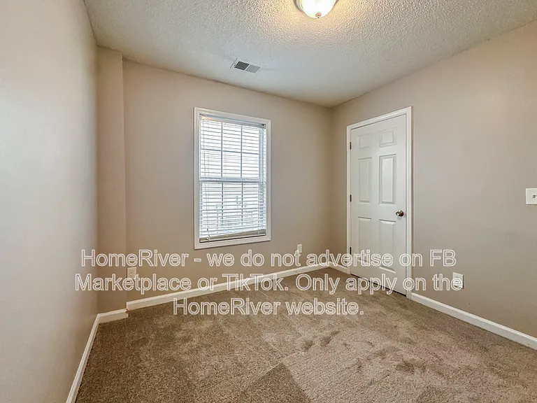 90 Greystone Cir — Photo 13