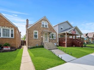 3306 N Pioneer Ave, Chicago, IL