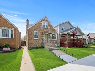 3306 N Pioneer Ave, Chicago, IL, 60634