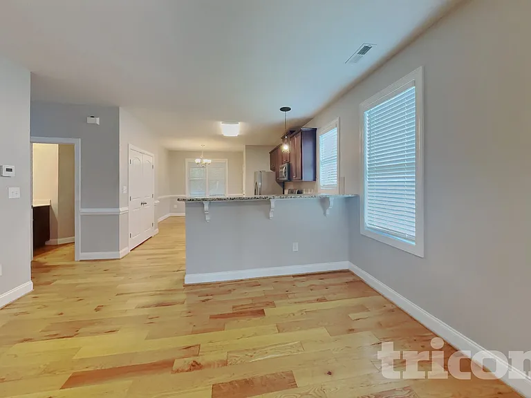 70 Hilldebrant Dr — Photo 3