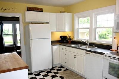 2nd image of 3663 Edwards Rd