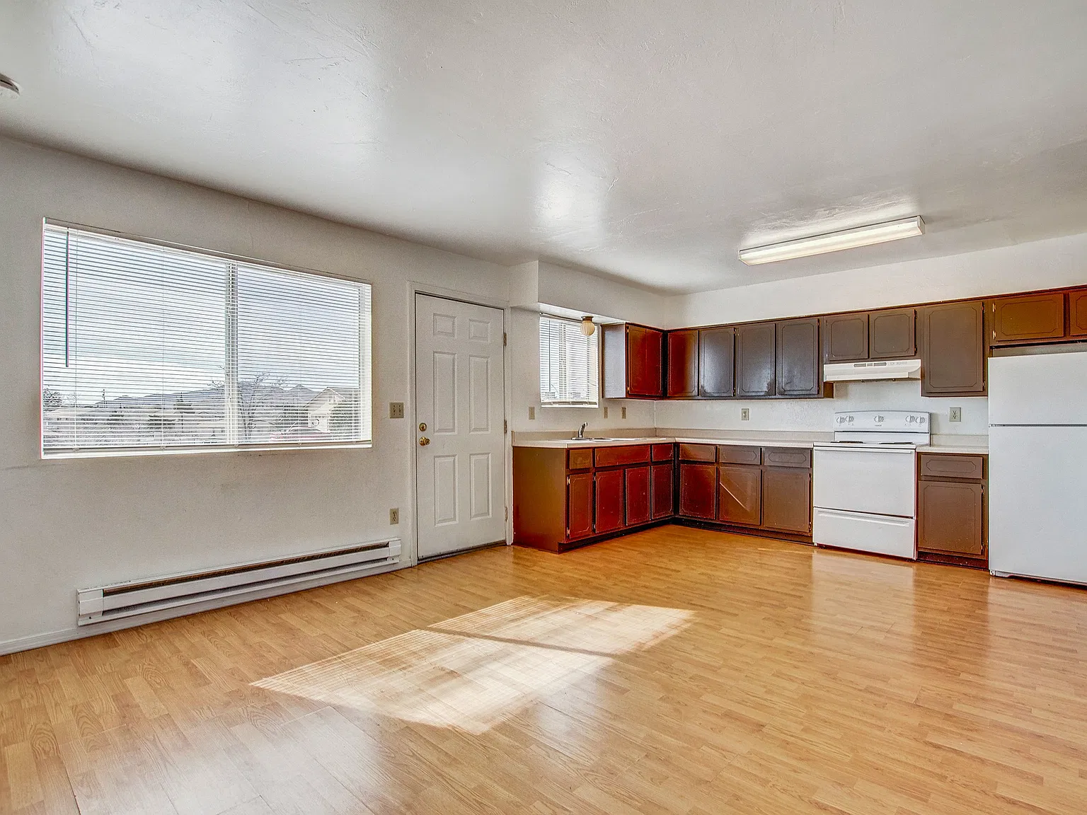 1 bed, 500 sqft, $1,000 — Photo 3