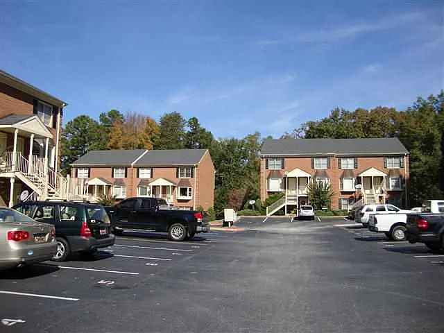 Building Photo 3