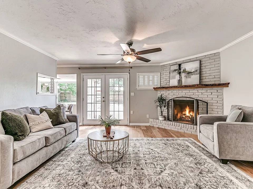 9917 Village Dr