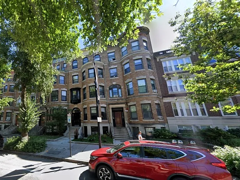 Beacon St — Photo 2