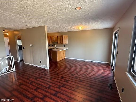 3rd image of 4015 Marks Rd APT 2D
