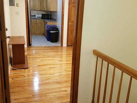 2nd image of 8715 164th St