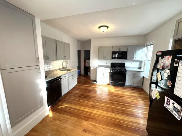 30 Lexington Ave #1, Somerville, MA 02144