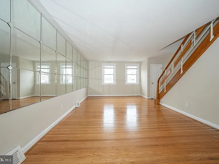 130 Ivy Ct — Photo 19
