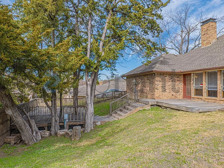 10 Cypress Ct — Photo 23