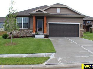 18915 Josephine St, Omaha, NE 68136