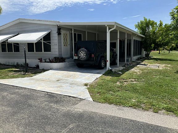 3rd image of 1051 Great Lakes Dr #108