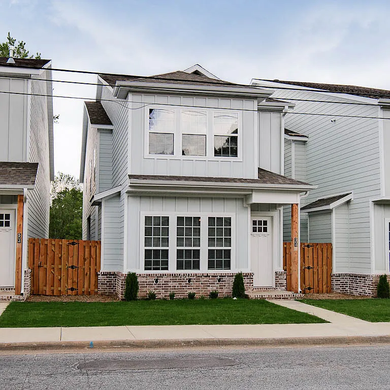 506 W Persimmon St - 1 — Photo 1