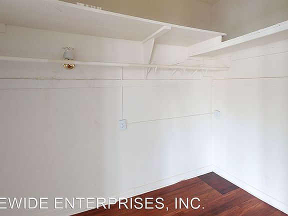 5th image of 2731 W 15th St #16