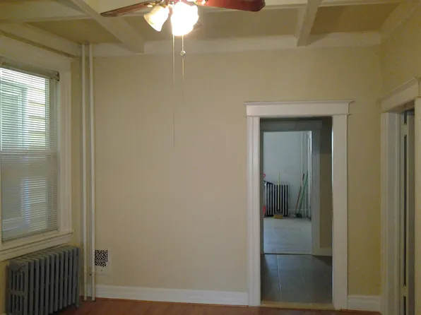 225 Wilkinson Ave #1, Jersey City, NJ 07305
