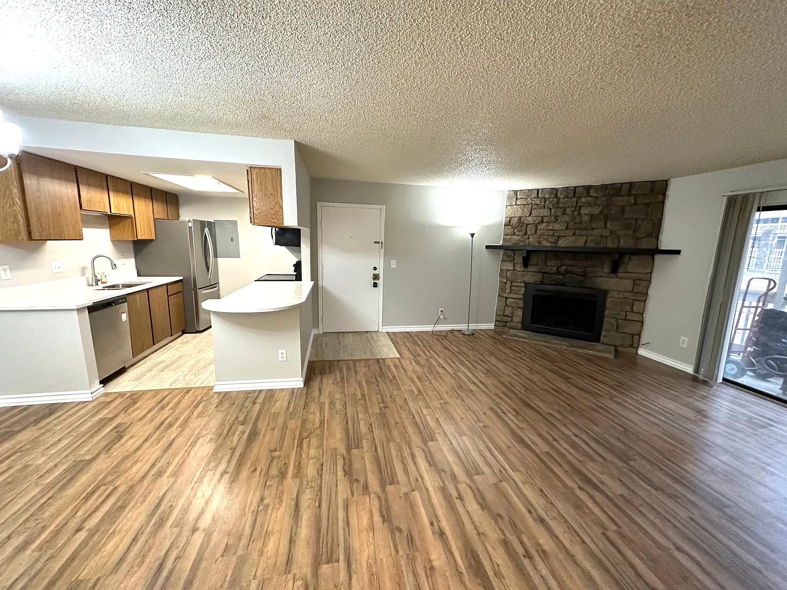 18031 E Kentucky Ave — Photo 4