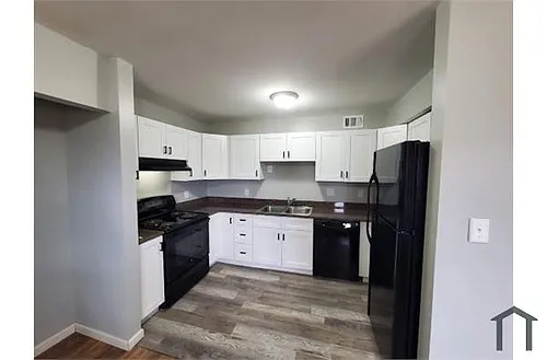 9127 Spyglass Pl #D Photo 1