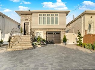 160-35 88th St, Howard Beach, NY 11414