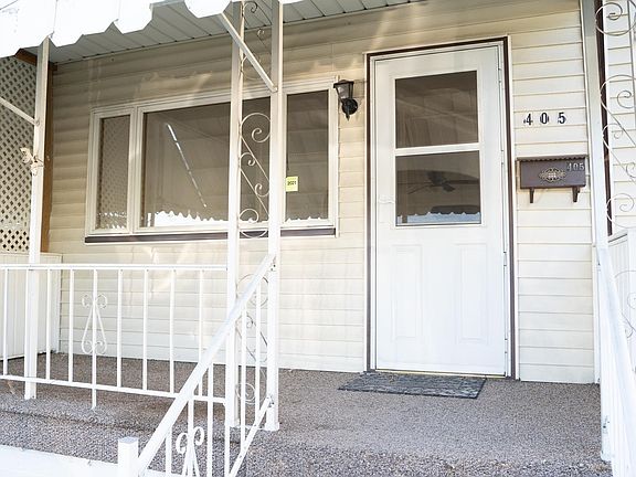 2nd image of 405 Orchard St