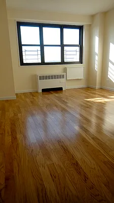 Rented by Noble Mansion Leasing | media 9