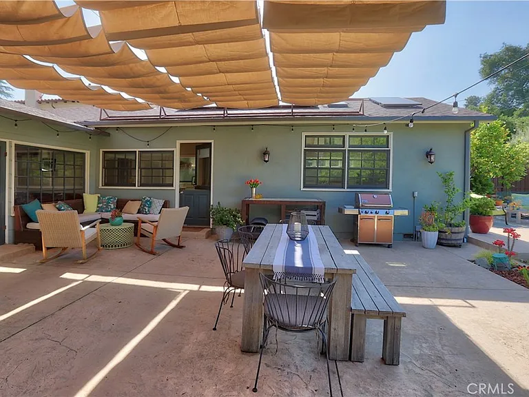 1525 Opechee Way — Photo 36