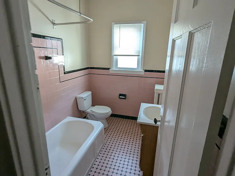 619-621 Jay St #2 — Photo 12