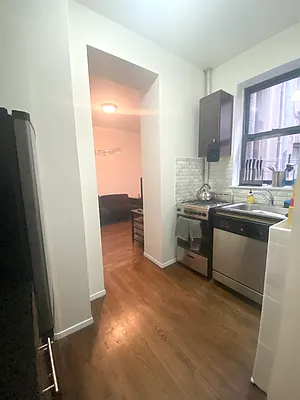 Rented by Corcoran | media 18